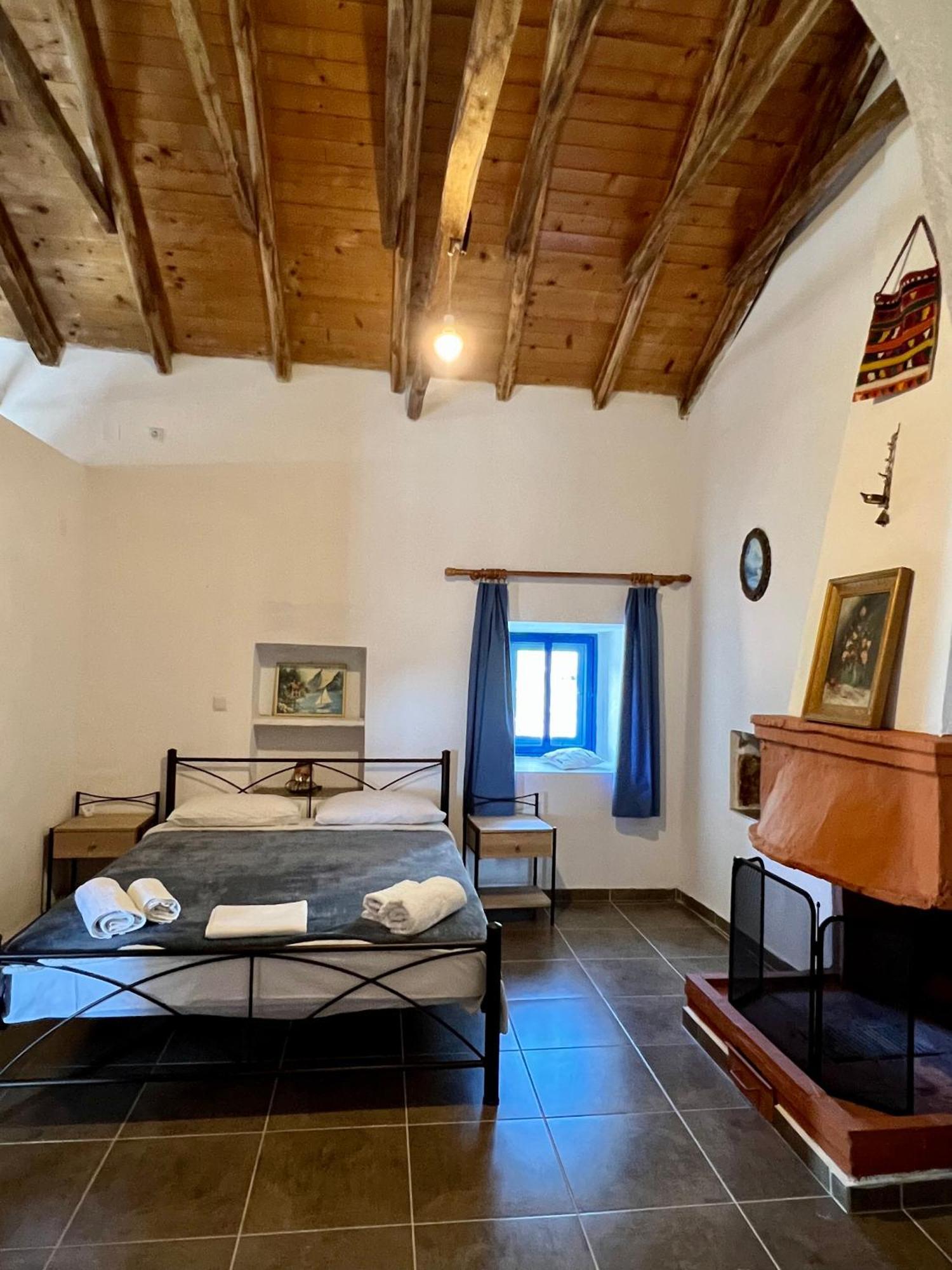Politeika Traditional House Тірос Екстер'єр фото