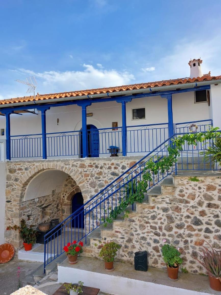 Politeika Traditional House Тірос Екстер'єр фото